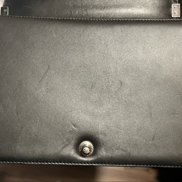 Chanel lambskin Large Boy Bag - Picture 9 of 16